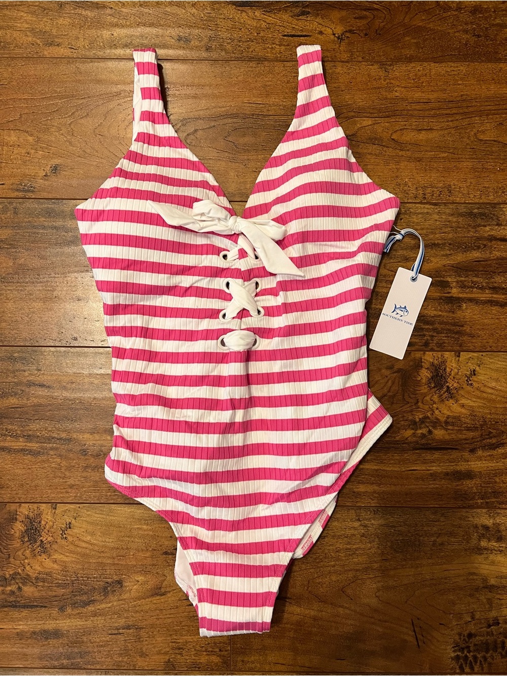 SOUTHERN TIDE Women’s Very Berry Lace Front One Piece Swim Medium NWT